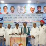 Congress leaders and workers will fight on the streets for children: Desai