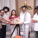 Lahari team calls on Odisha Governor Dr Hari Babu Kambhampati